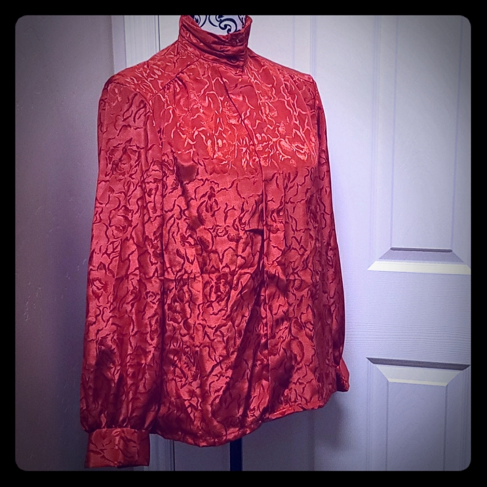Orare Vintage Red Long Sleeve Blouse